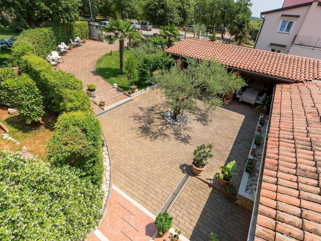 Bužinija Bed And Breakfast Kolo Adults Only מראה חיצוני תמונה