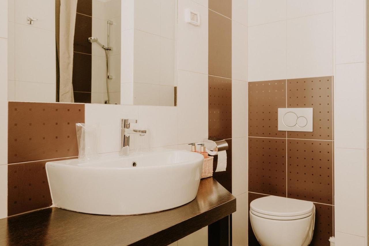 Bužinija Bed And Breakfast Kolo Adults Only מראה חיצוני תמונה